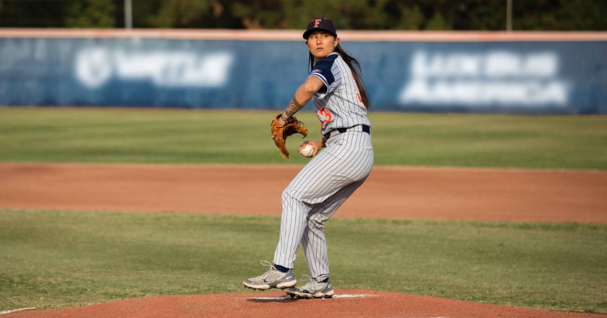 Staten Island FerryHawks signing first female player